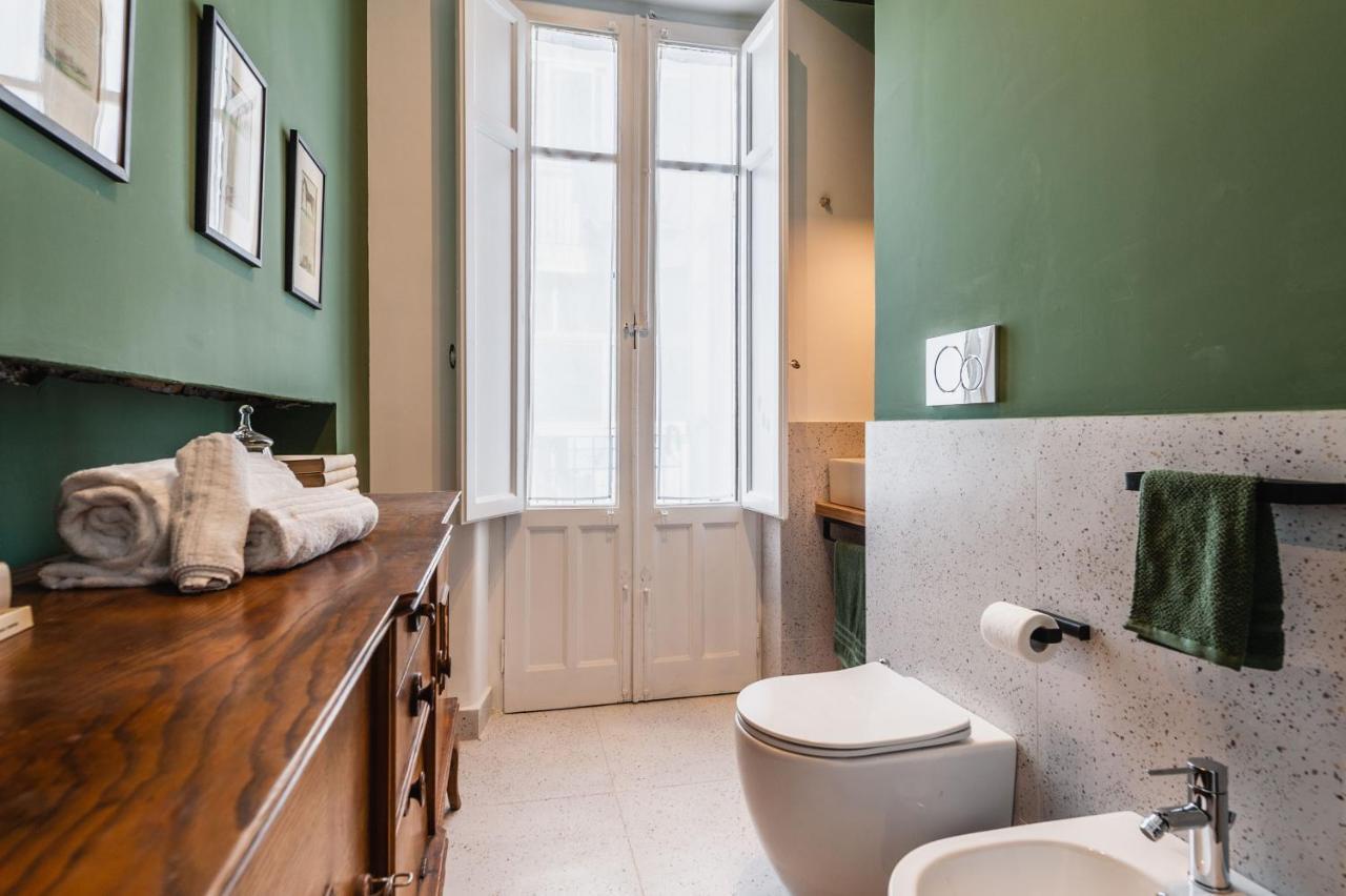 Riva House Catania Apartment ภายนอก รูปภาพ